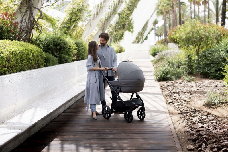 media/image/die-kleine-schnullerbacke_Kinderwagen-1.jpg