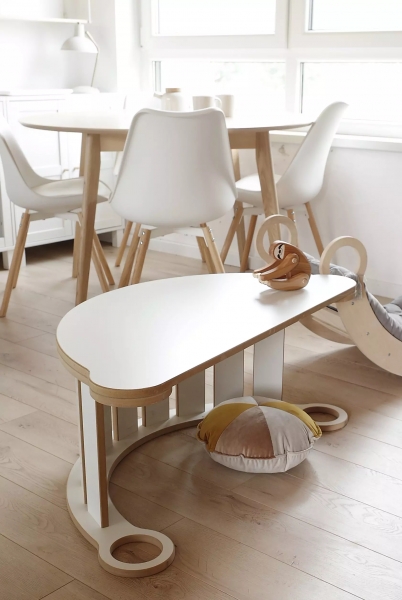 BabyWood Balancewippe/Rocker mit Tischplatte M - weiß