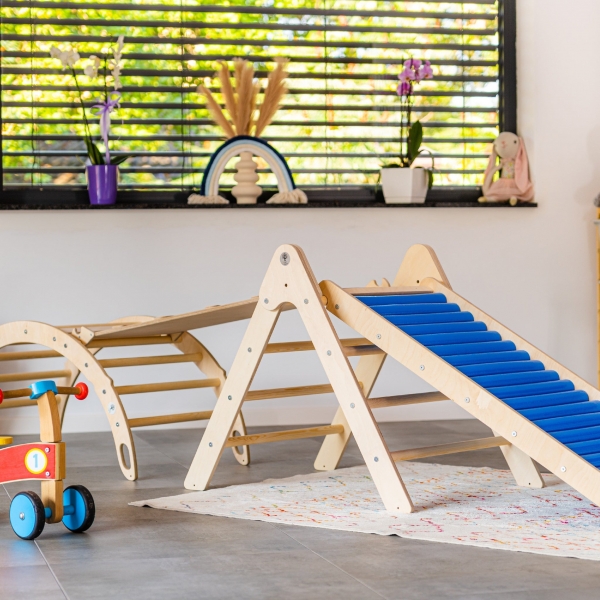 Design4Kids 4-in-1 Montessori Kletterset M - Kletterdreieck, Wippe, Klettersteig und Rollentusche