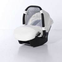 JUNAMA Babyschale Individual 05 - weiß/chrome