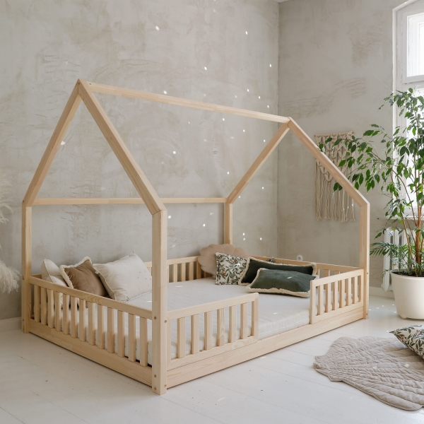 Design4kids Hausbett Nuvalo Pro - 200x140 Naturholz (1 cm Füße)