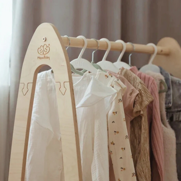 MeowBaby Montessori Kleiderständer klein - natur