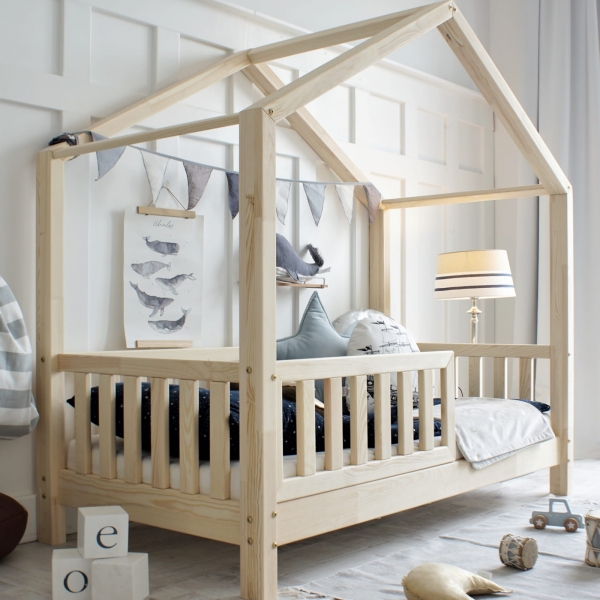Design4kids Hausbett Marino Komfort - 200x90 Naturholz