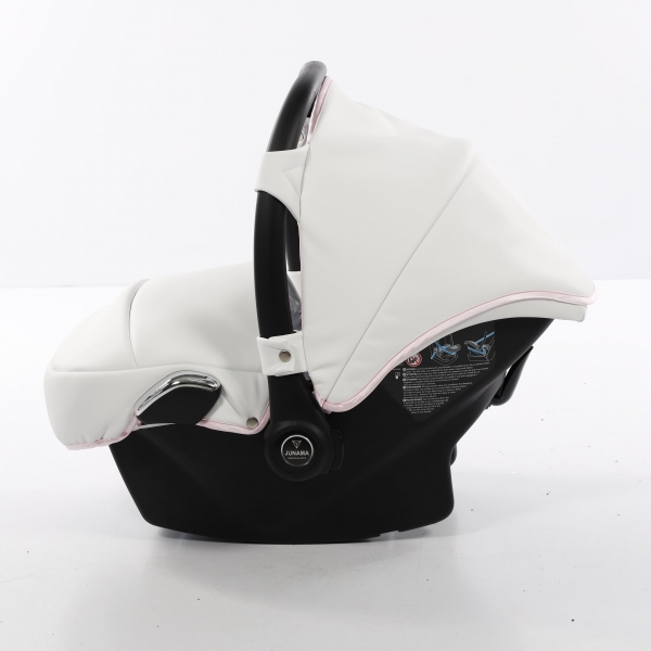 JUNAMA Babyschale Candy 01 - weiß/pink